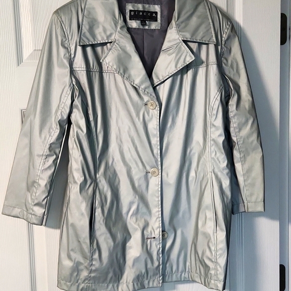 Giacca Silver Waterproof Jacket - Picture 1 of 5